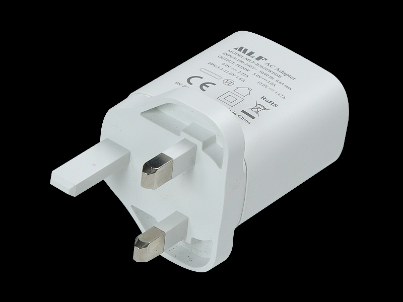 B28 PD20W  UK plug 